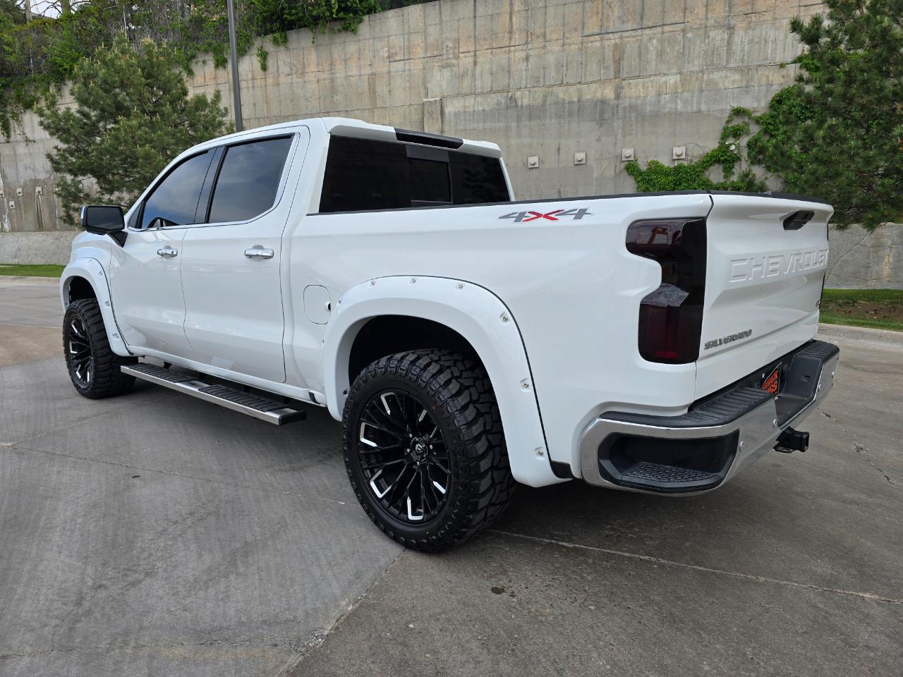 Chevrolet Silverado 1500 4WD Crew Cab 147" LTZ 2021