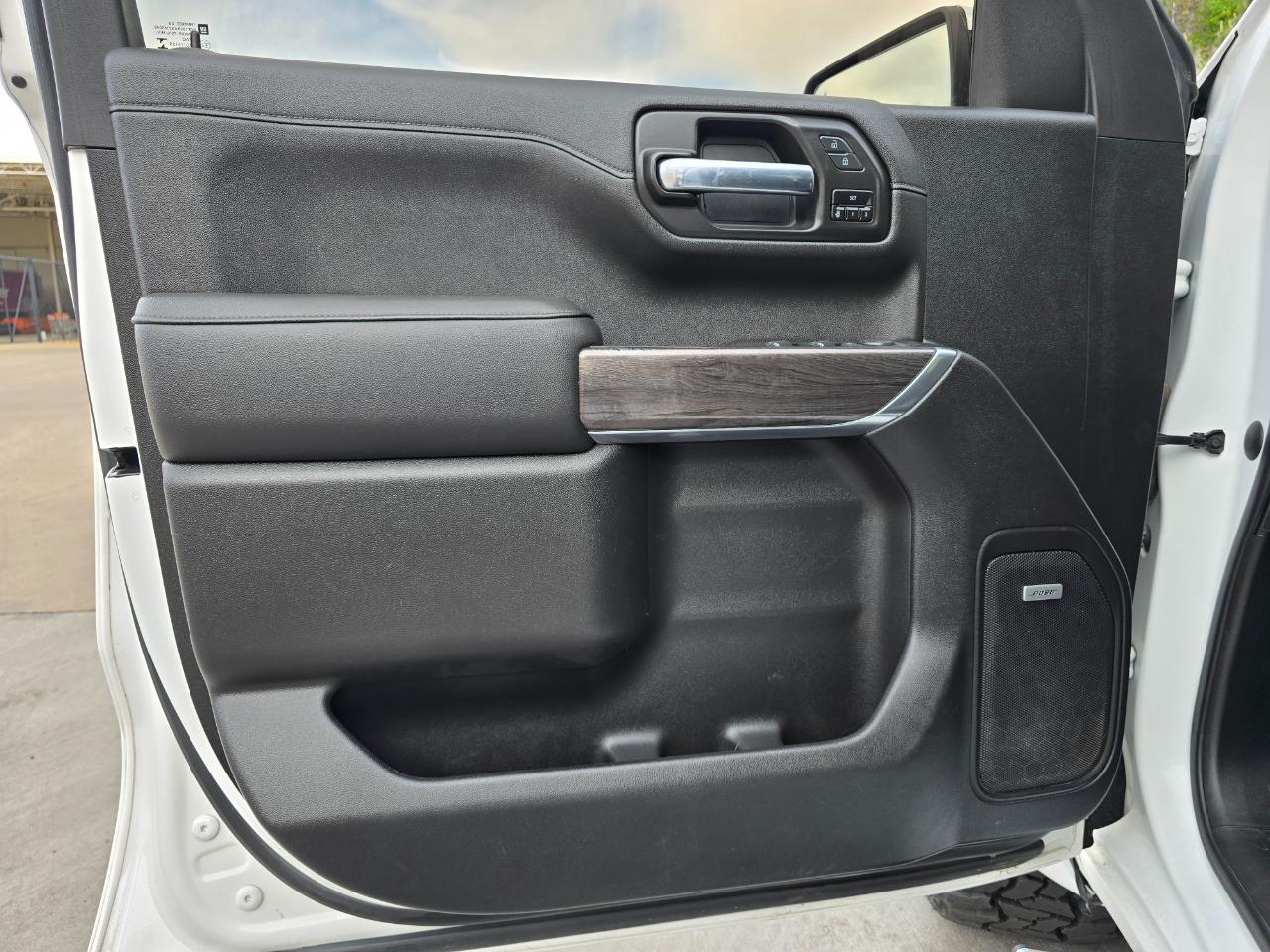 Chevrolet Silverado 1500 4WD Crew Cab 147" LTZ 2021
