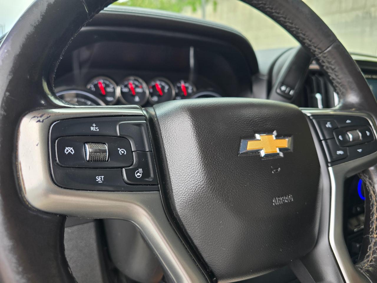 Chevrolet Silverado 1500 4WD Crew Cab 147" LTZ 2021