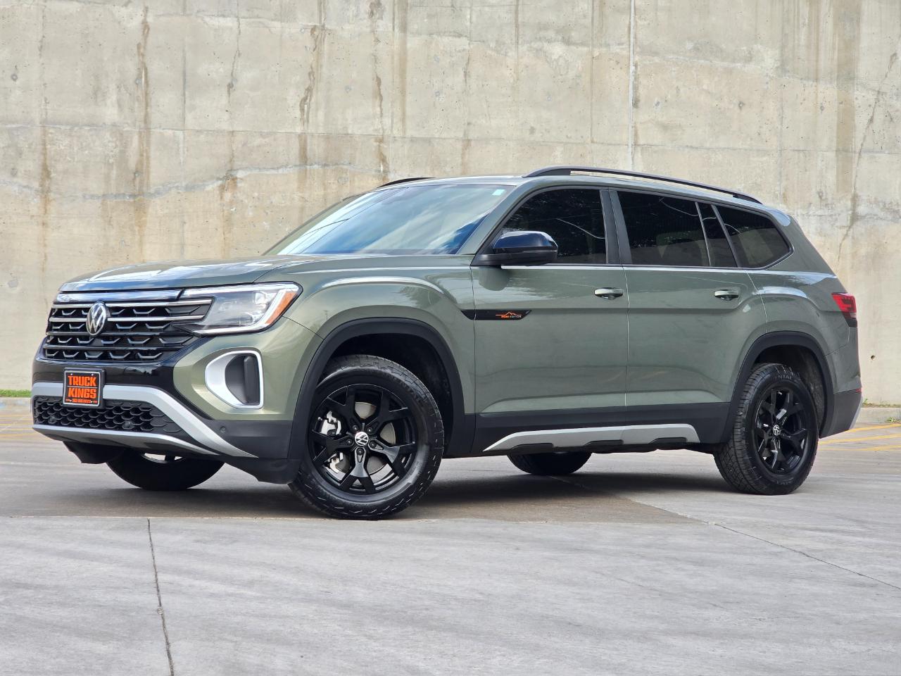 Volkswagen Atlas 2.0T Peak Edition SE w/Technology 4MOTION 2024