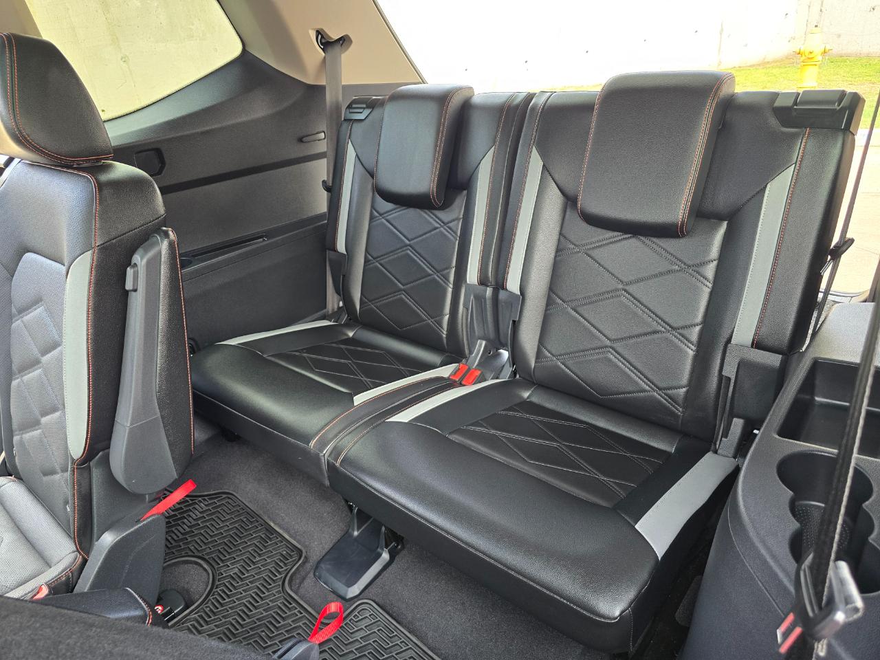 Volkswagen Atlas 2.0T Peak Edition SE w/Technology 4MOTION 2024