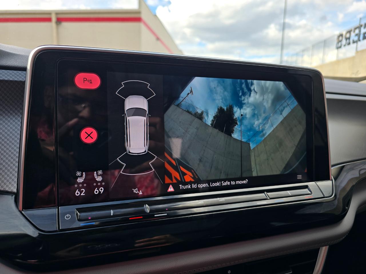 Volkswagen Atlas 2.0T Peak Edition SE w/Technology 4MOTION 2024