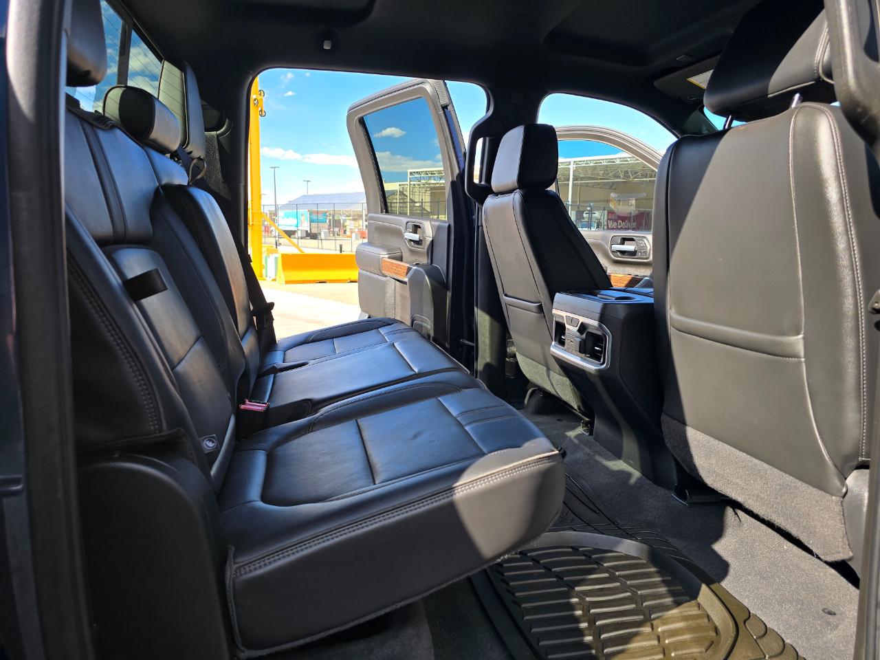 Chevrolet Silverado 2500HD 4WD Crew Cab 159" High Country 2021