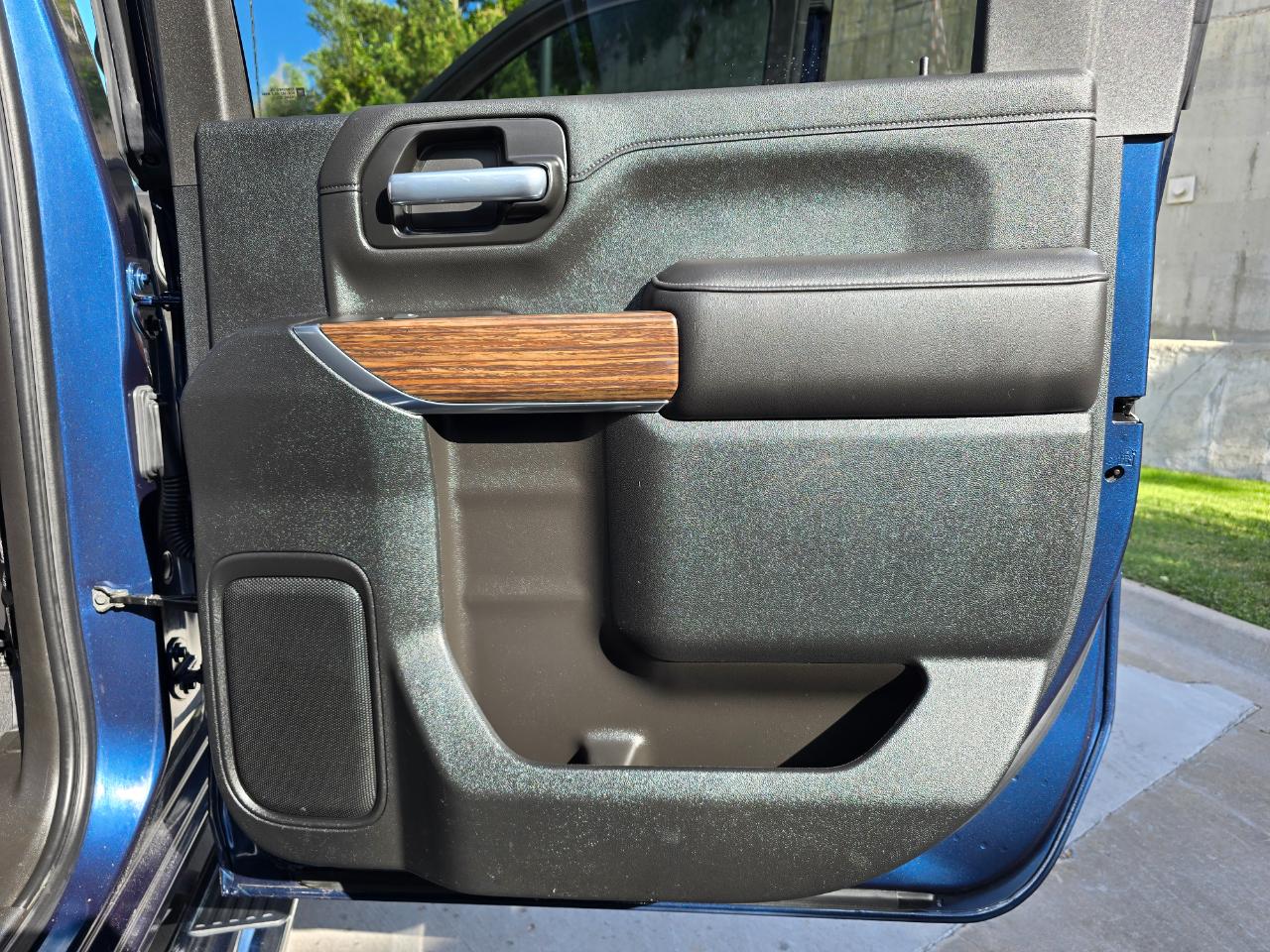 Chevrolet Silverado 2500HD 4WD Crew Cab 159" High Country 2021