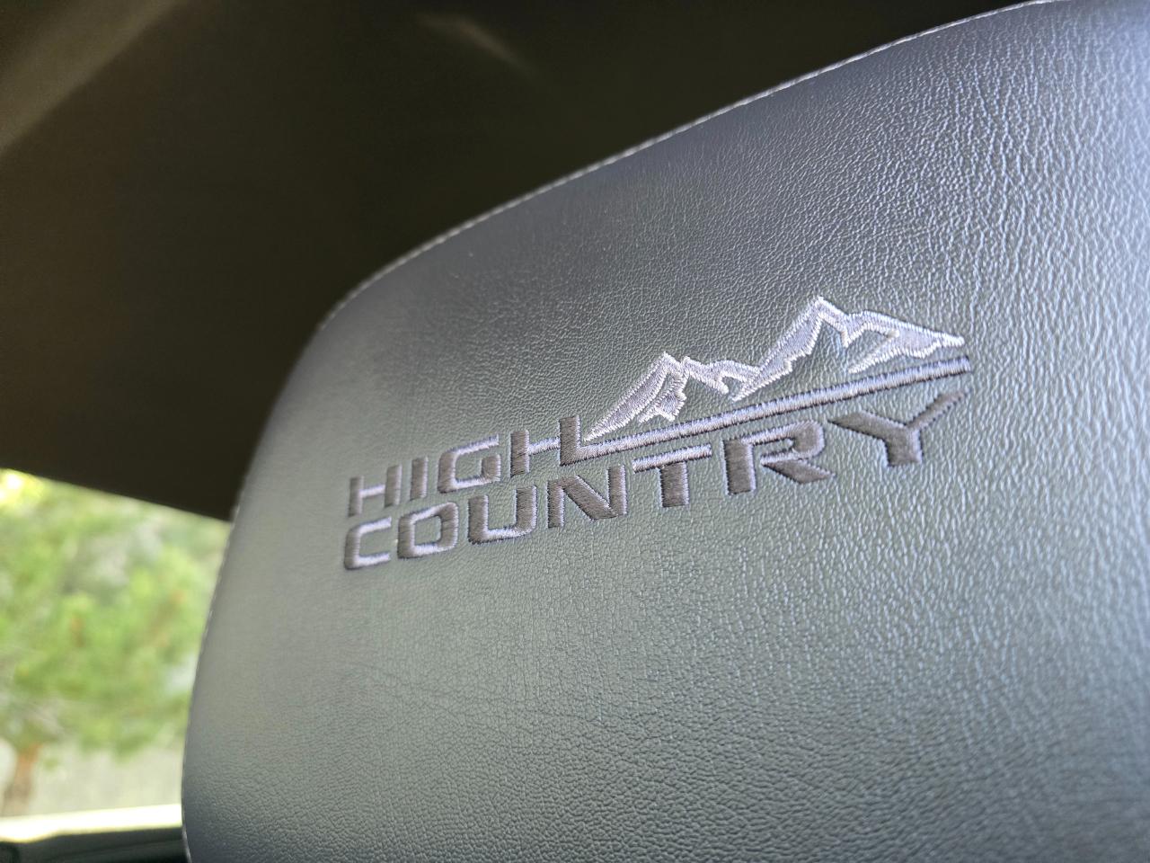 Chevrolet Silverado 2500HD 4WD Crew Cab 159" High Country 2021