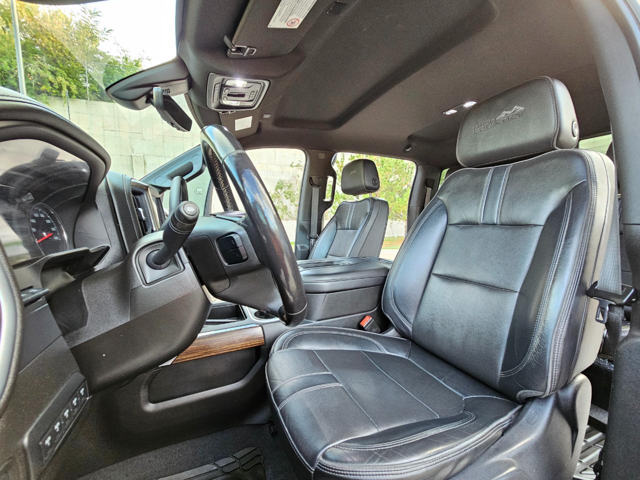 Chevrolet Silverado 2500HD 4WD Crew Cab 159" High Country 2021