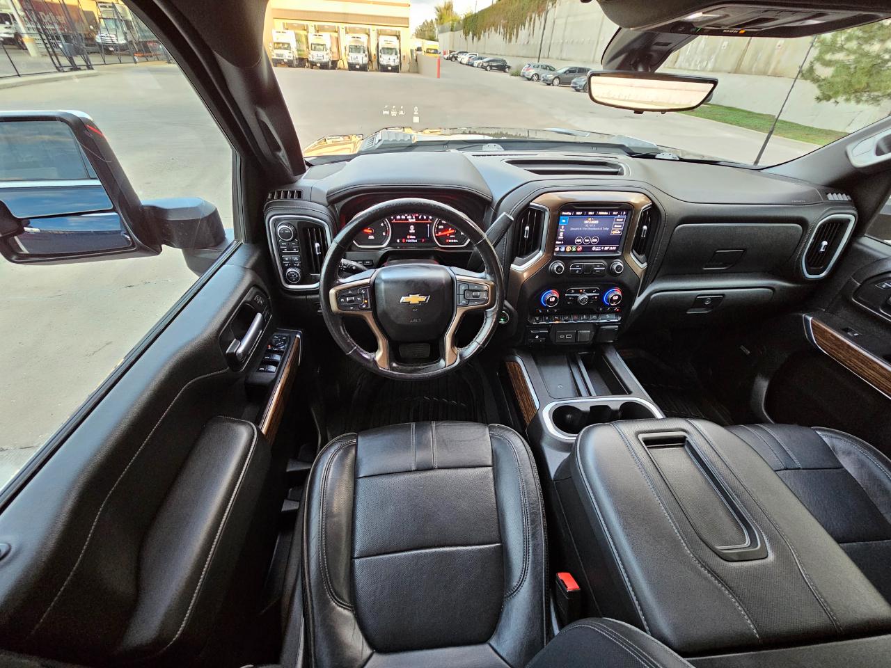 Chevrolet Silverado 2500HD 4WD Crew Cab 159" High Country 2021