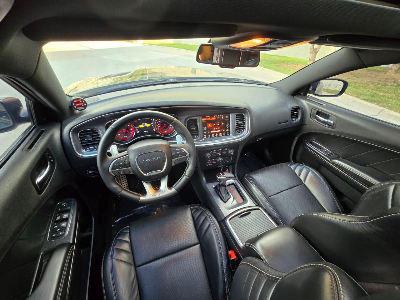 Dodge Charger 4dr Sdn SRT Hellcat RWD 2016