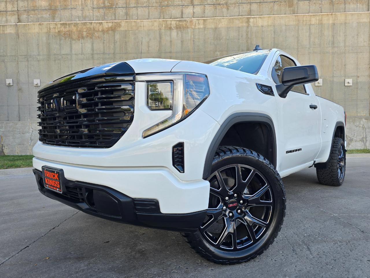 GMC Sierra 1500 4WD Reg Cab 126" Pro 2025