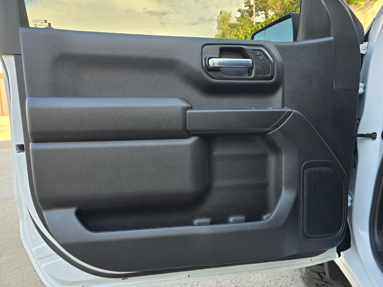 GMC Sierra 1500 4WD Reg Cab 126" Pro 2025