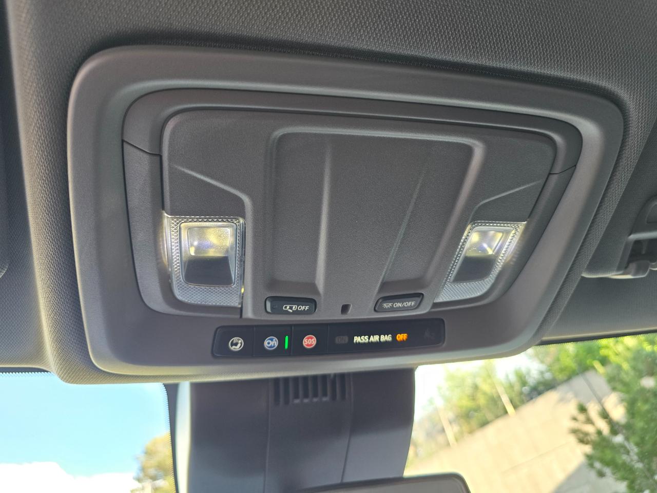 GMC Sierra 1500 4WD Reg Cab 126" Pro 2025