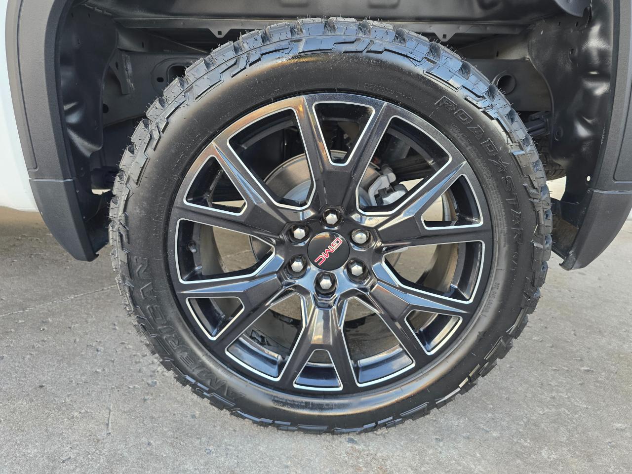 GMC Sierra 1500 4WD Reg Cab 126" Pro 2025