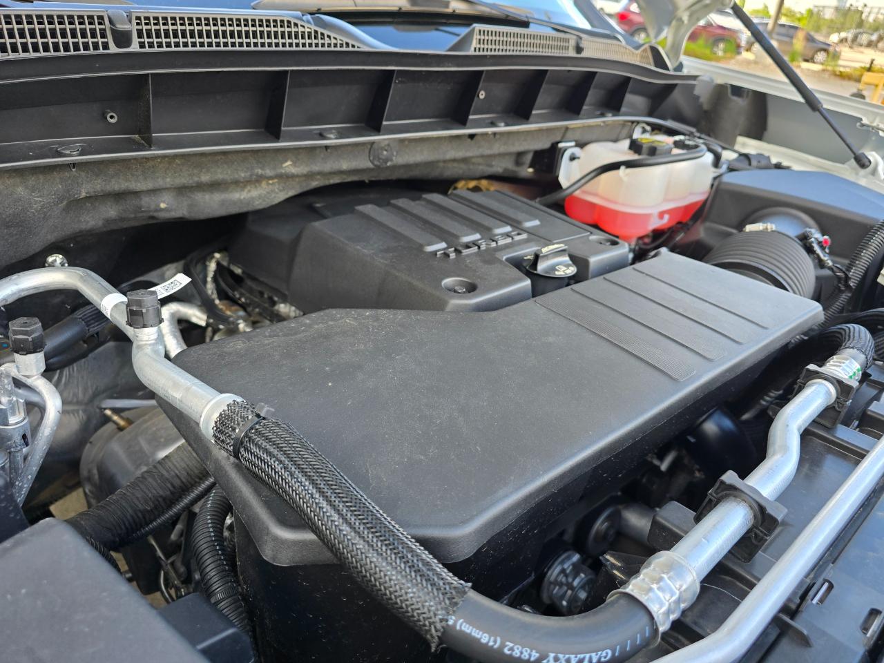 GMC Sierra 1500 4WD Reg Cab 126" Pro 2025