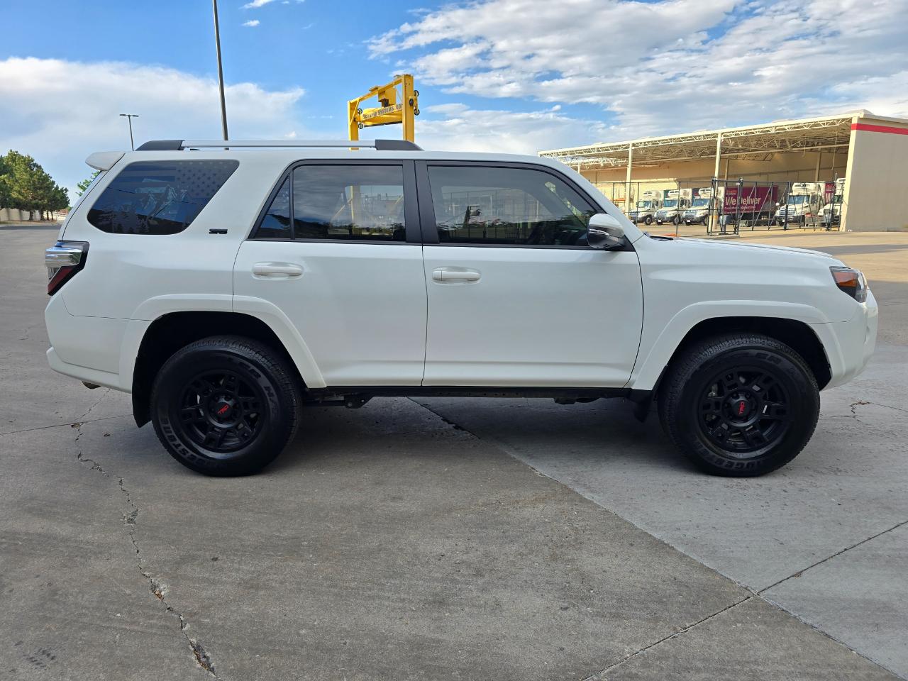 Toyota 4Runner SR5 Premium 4WD (Natl) 2022