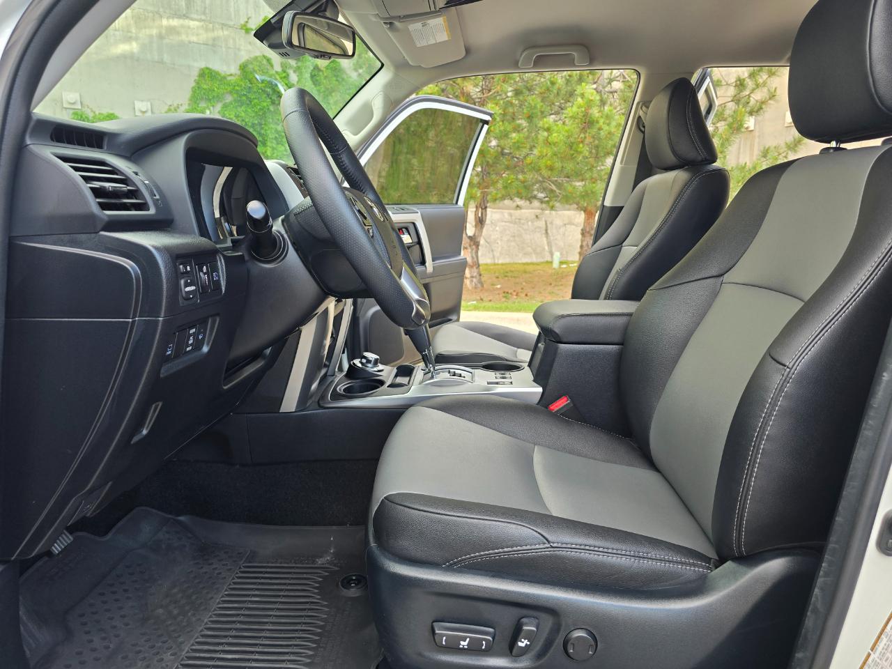 Toyota 4Runner SR5 Premium 4WD (Natl) 2022