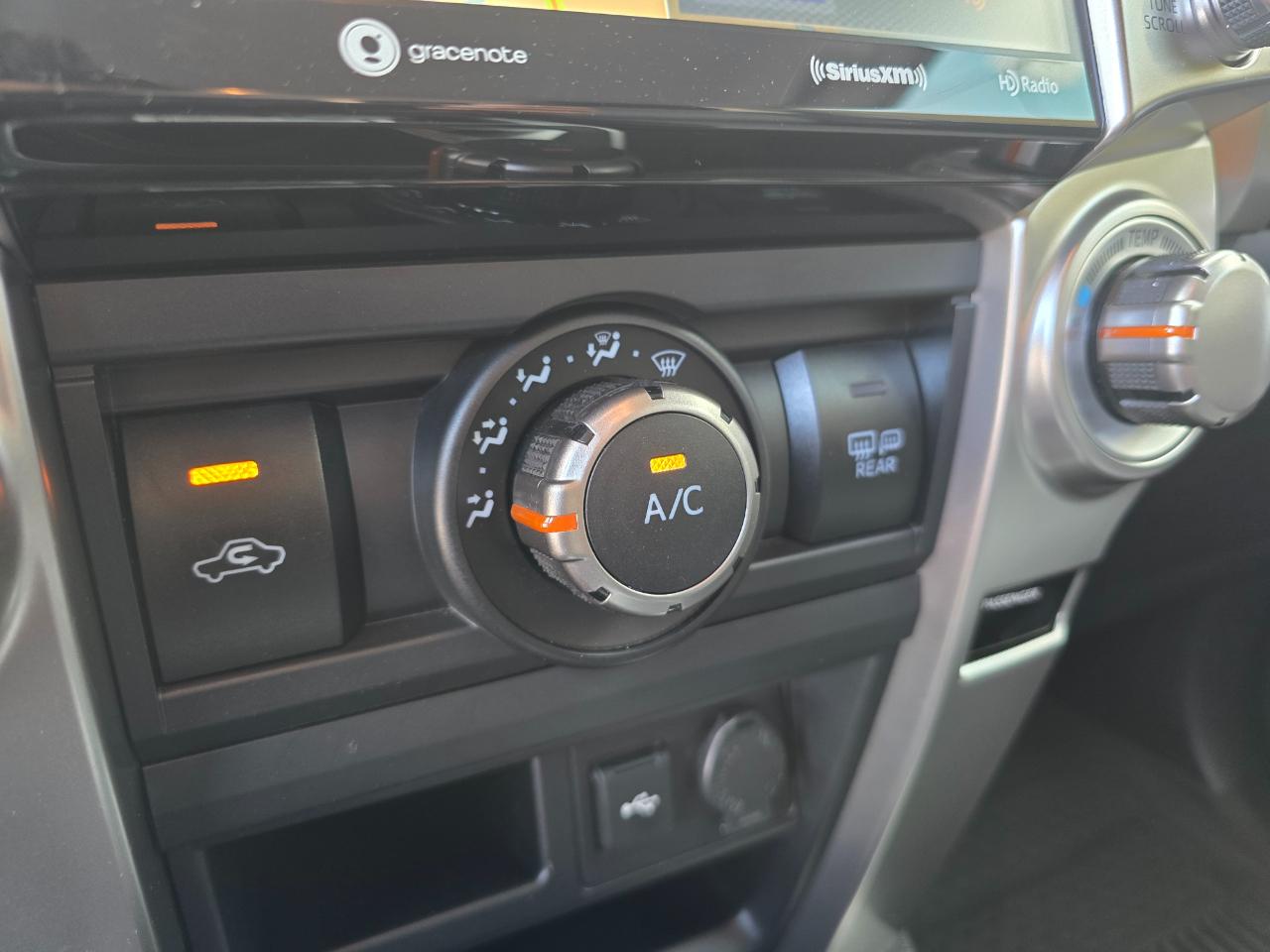 Toyota 4Runner SR5 Premium 4WD (Natl) 2022