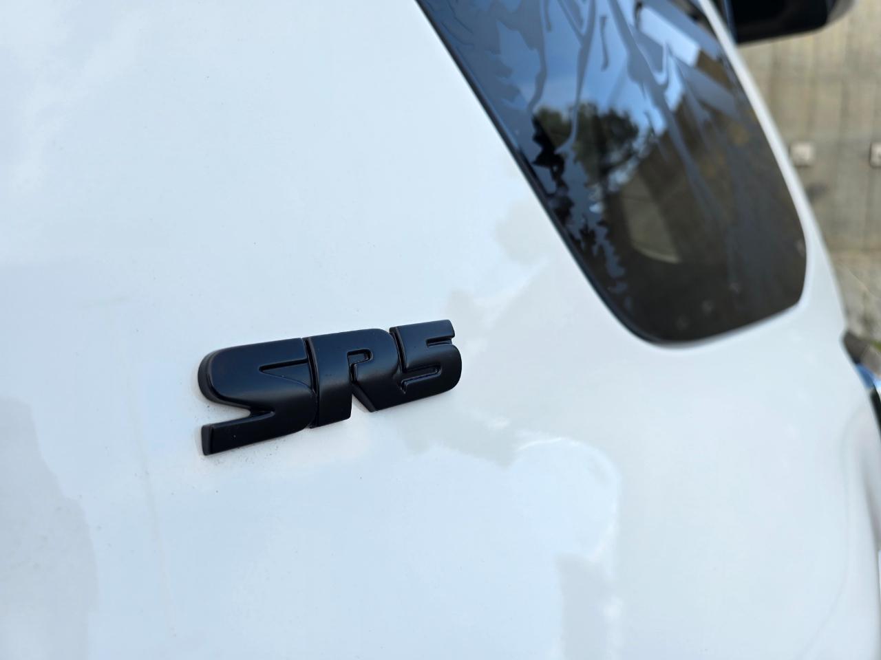 Toyota 4Runner SR5 Premium 4WD (Natl) 2022