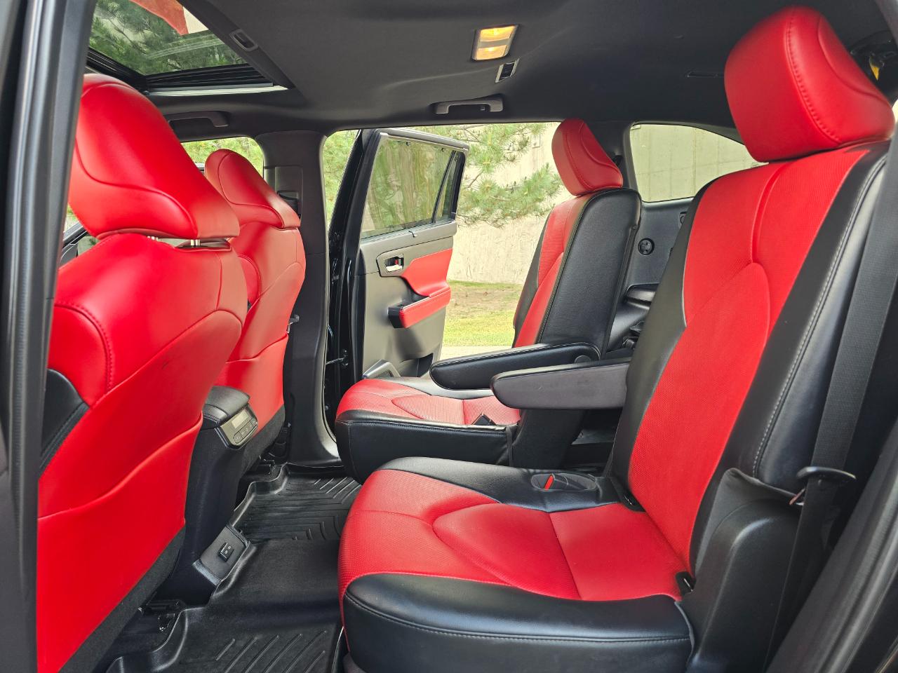 Toyota Highlander XSE AWD (Natl) 2022