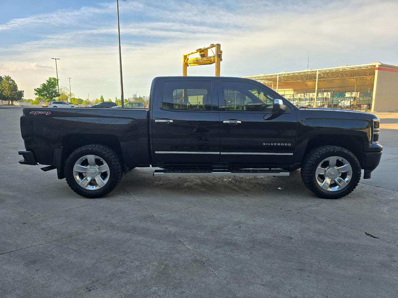 Chevrolet Silverado 1500 4WD Crew Cab 143.5" LTZ w/1LZ 2014