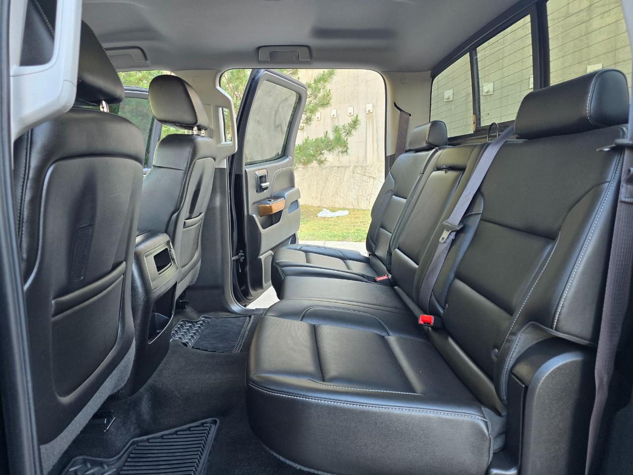 Chevrolet Silverado 1500 4WD Crew Cab 143.5" LTZ w/1LZ 2014