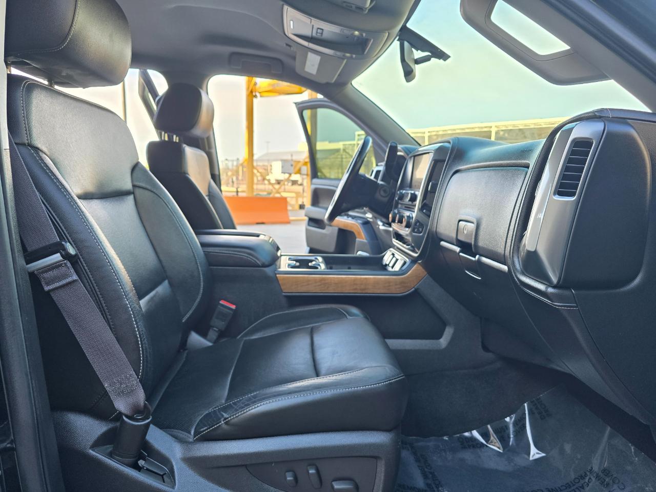 Chevrolet Silverado 1500 4WD Crew Cab 143.5" LTZ w/1LZ 2014