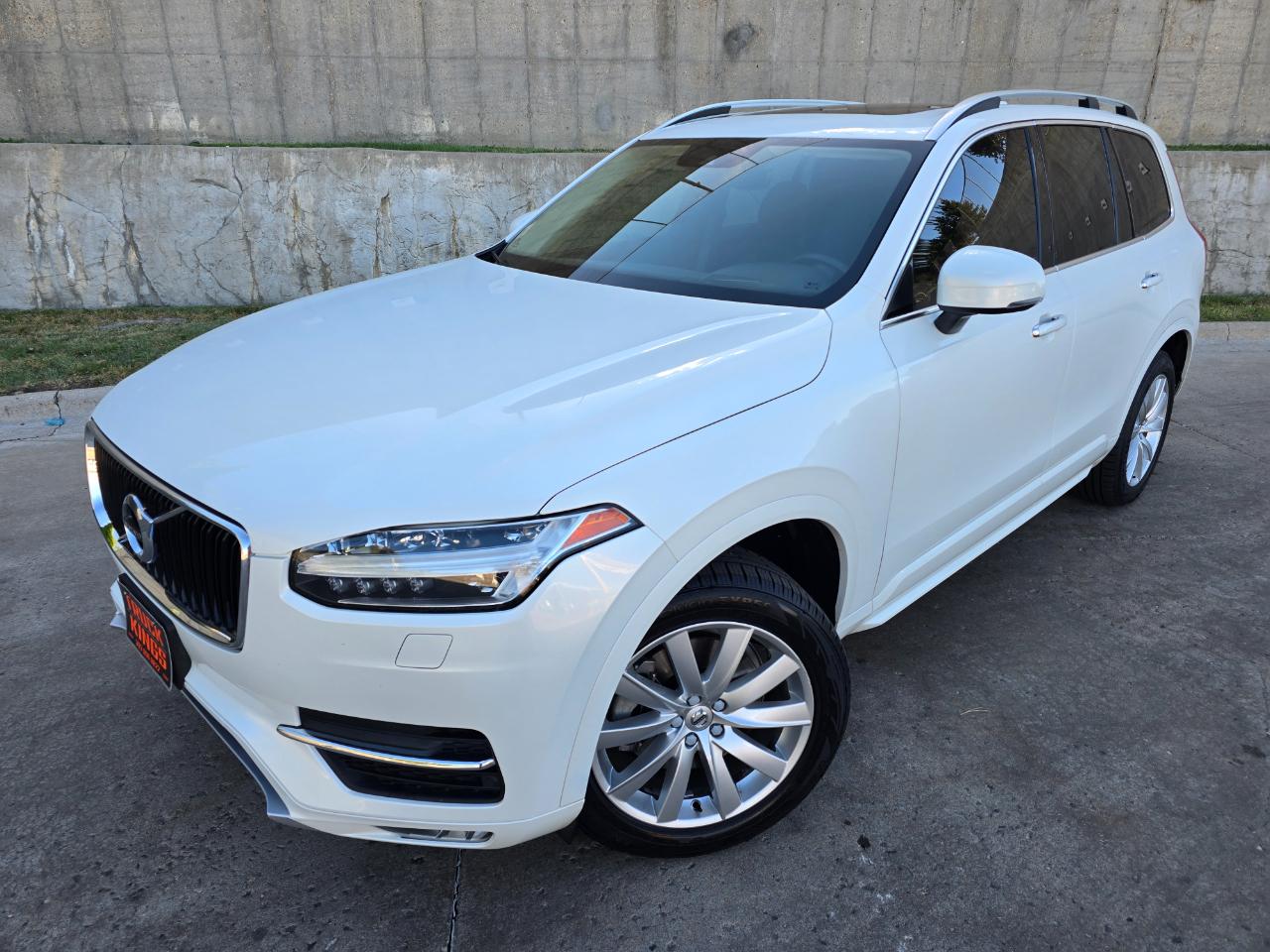 2018 Volvo XC90 T6 AWD 7-Passenger Momentum