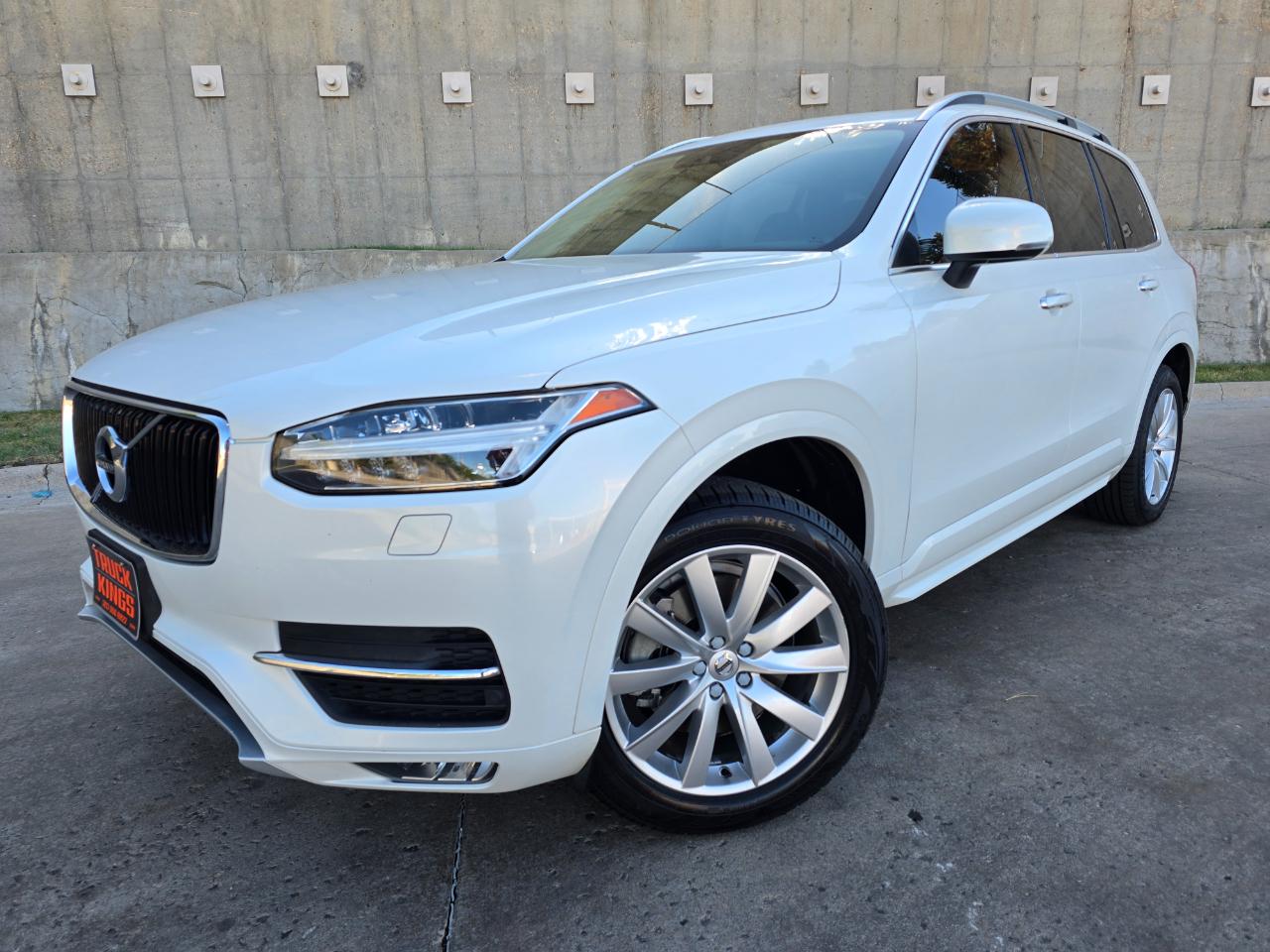 Volvo XC90 T6 AWD 7-Passenger Momentum 2018