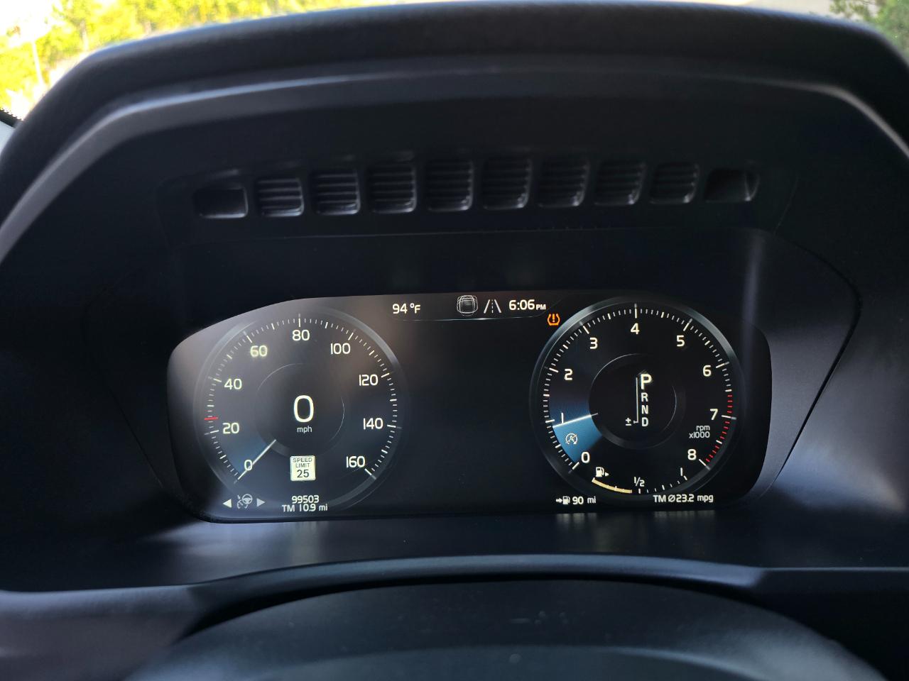 Volvo XC90 T6 AWD 7-Passenger Momentum 2018