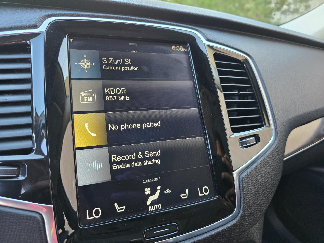 Volvo XC90 T6 AWD 7-Passenger Momentum 2018