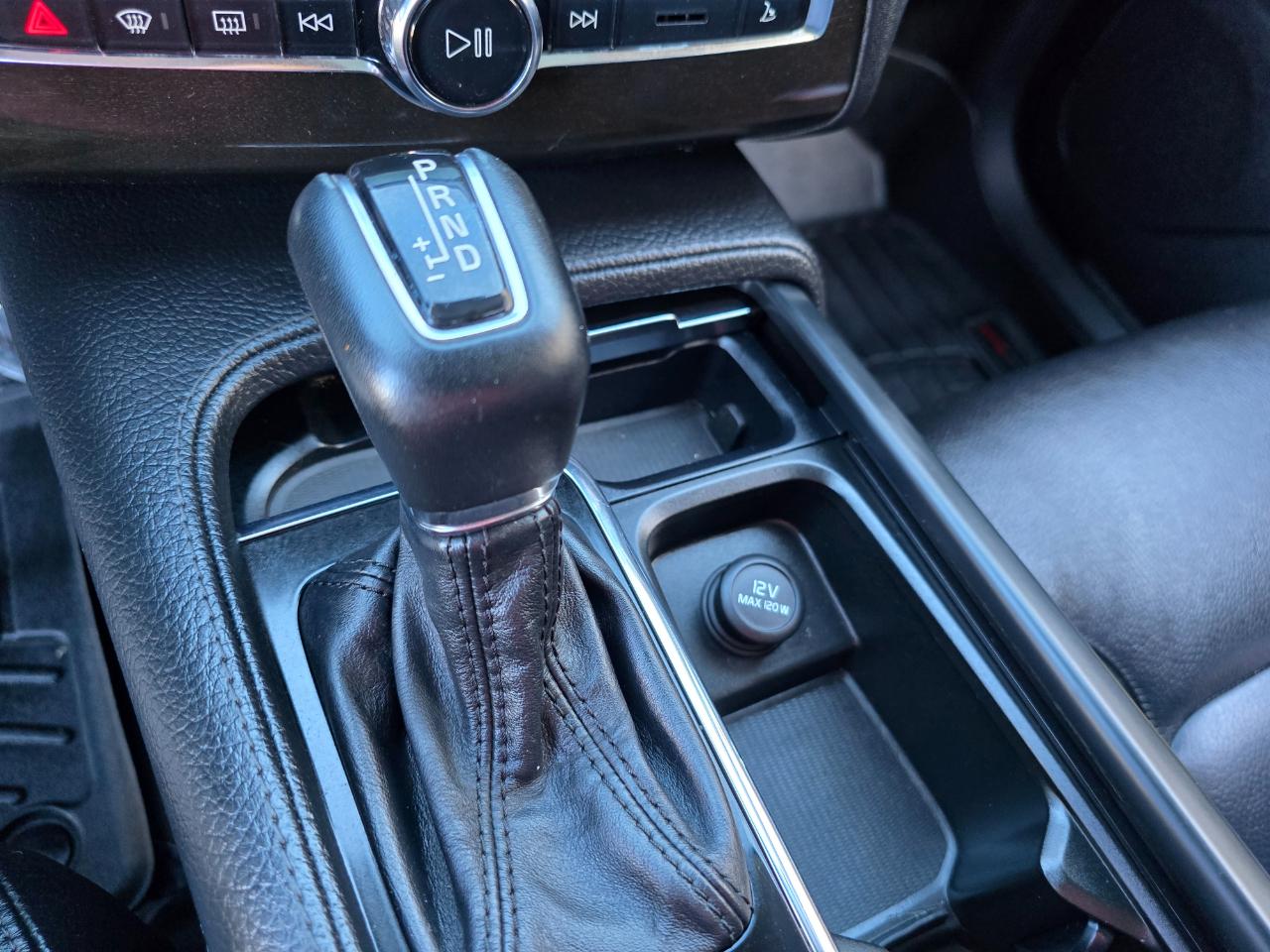 Volvo XC90 T6 AWD 7-Passenger Momentum 2018