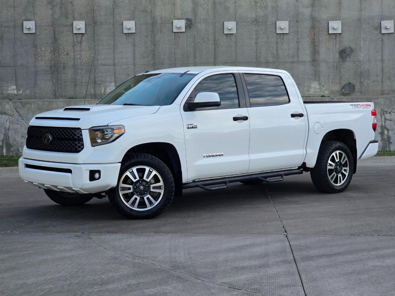 Toyota Tundra 4WD SR5 CrewMax 5.5' Bed 5.7L FFV (Natl) 2019
