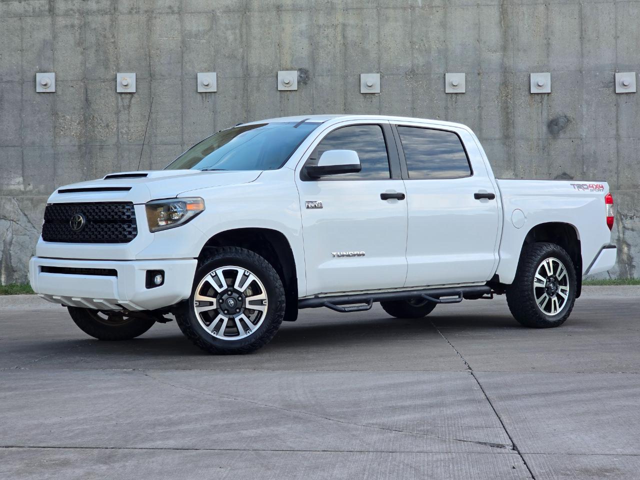 Toyota Tundra 4WD SR5 CrewMax 5.5' Bed 5.7L FFV (Natl) 2019