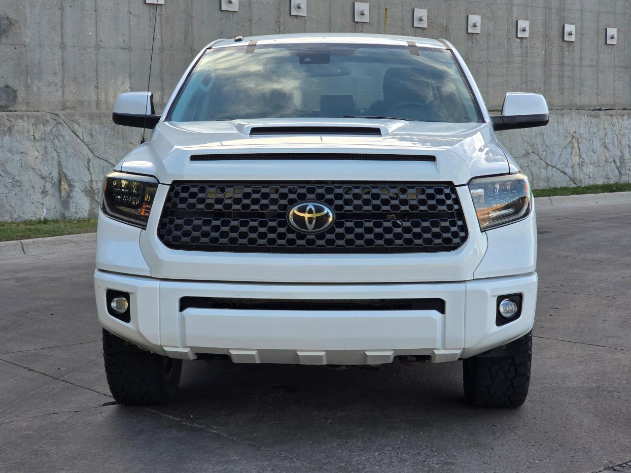 Toyota Tundra 4WD SR5 CrewMax 5.5' Bed 5.7L FFV (Natl) 2019