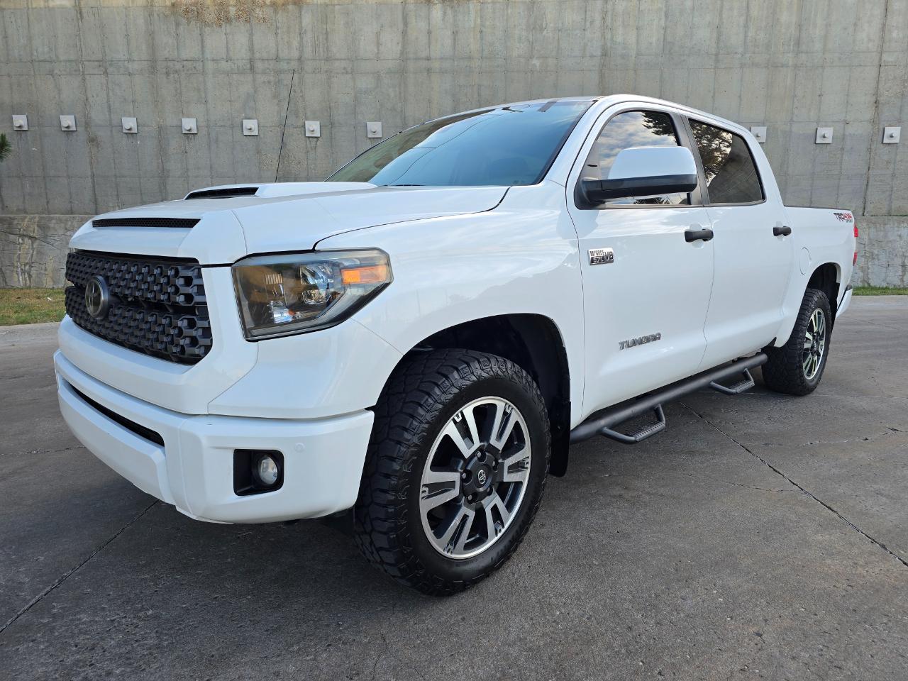 Toyota Tundra 4WD SR5 CrewMax 5.5' Bed 5.7L FFV (Natl) 2019