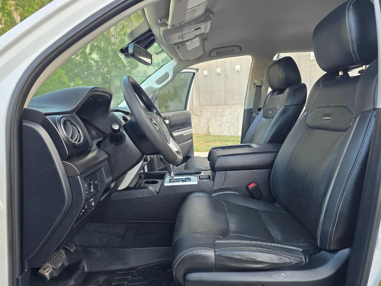 Toyota Tundra 4WD SR5 CrewMax 5.5' Bed 5.7L FFV (Natl) 2019