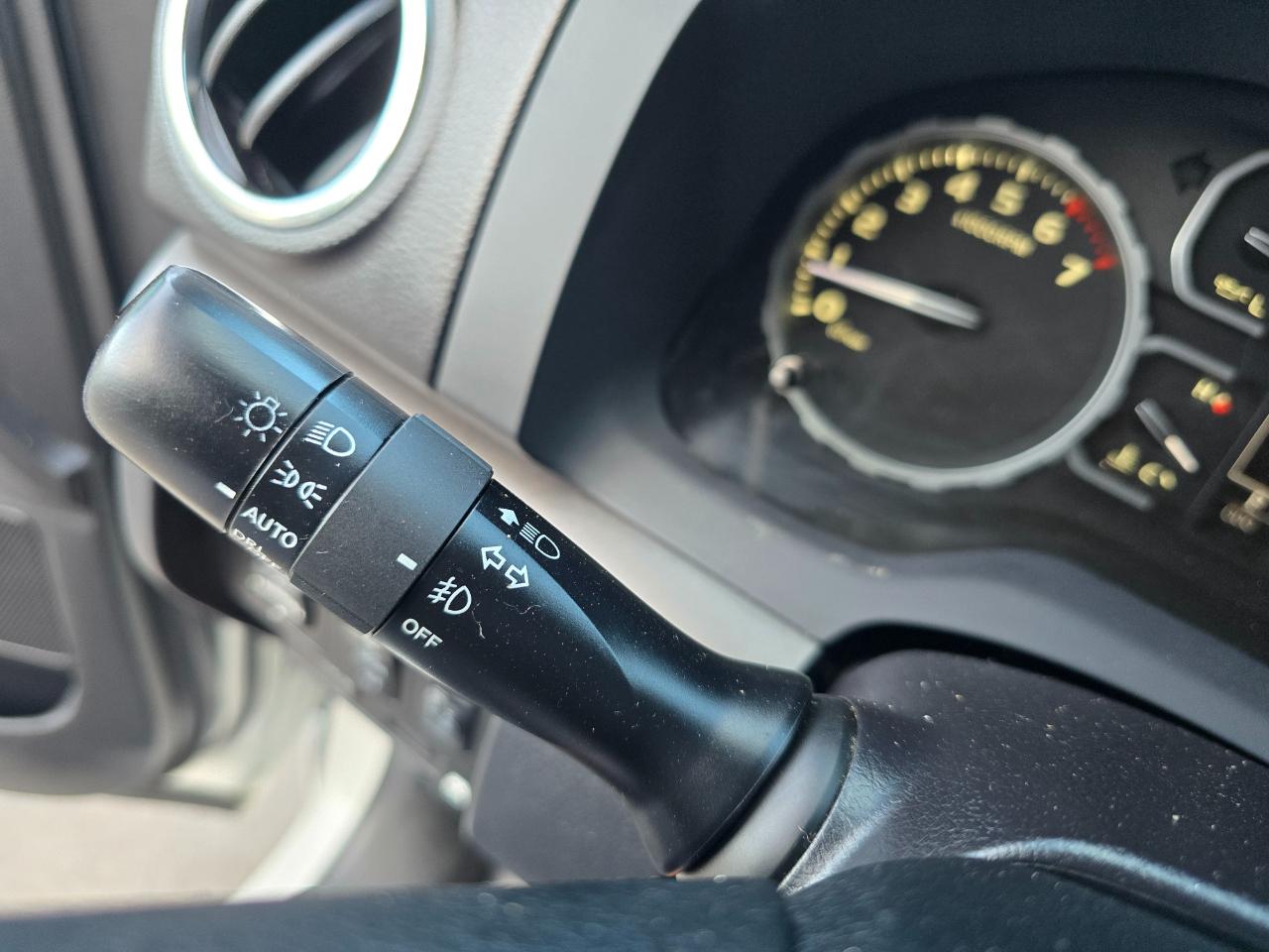Toyota Tundra 4WD SR5 CrewMax 5.5' Bed 5.7L FFV (Natl) 2019