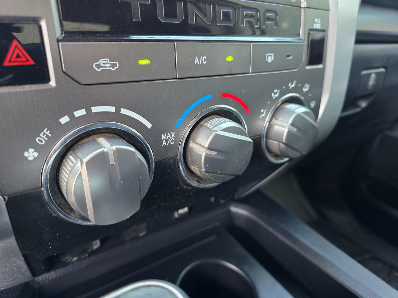 Toyota Tundra 4WD SR5 CrewMax 5.5' Bed 5.7L FFV (Natl) 2019