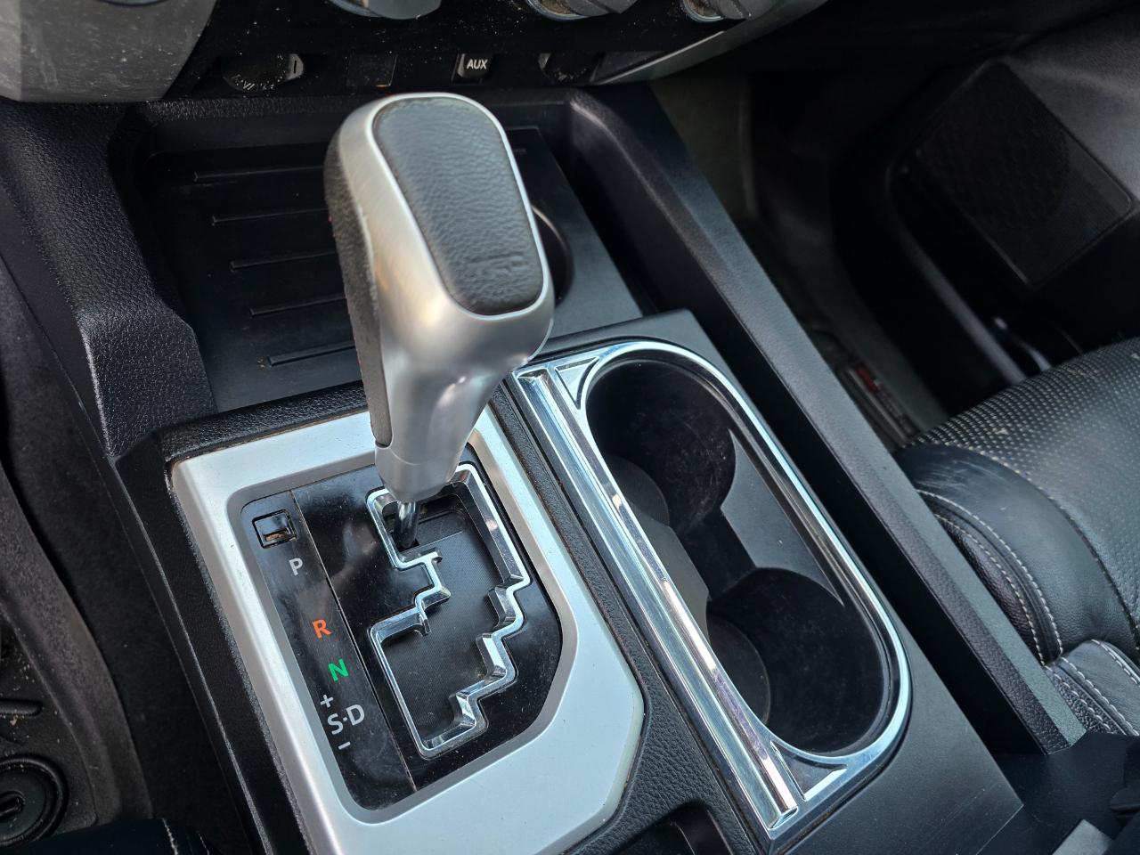 Toyota Tundra 4WD SR5 CrewMax 5.5' Bed 5.7L FFV (Natl) 2019