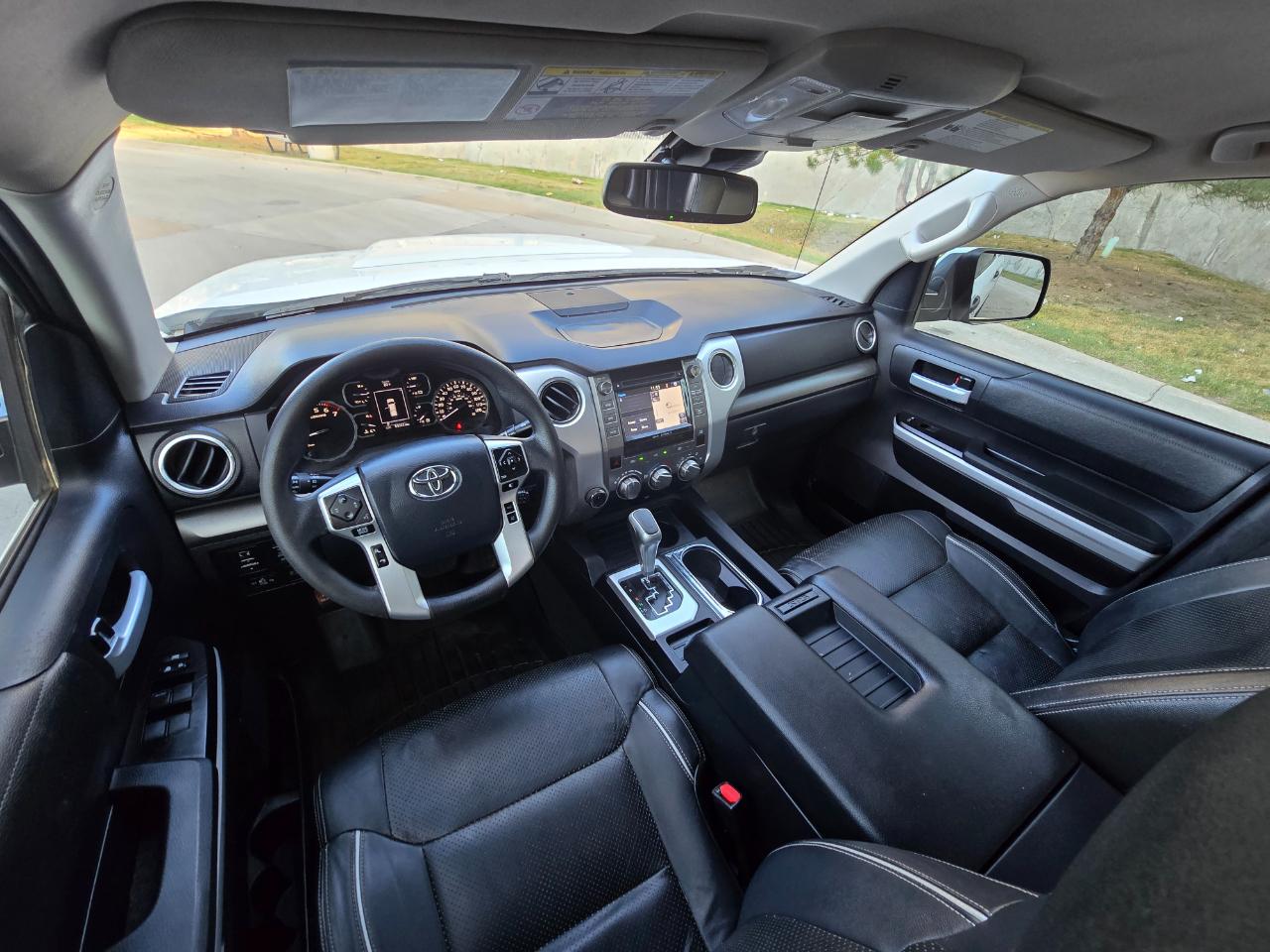 Toyota Tundra 4WD SR5 CrewMax 5.5' Bed 5.7L FFV (Natl) 2019