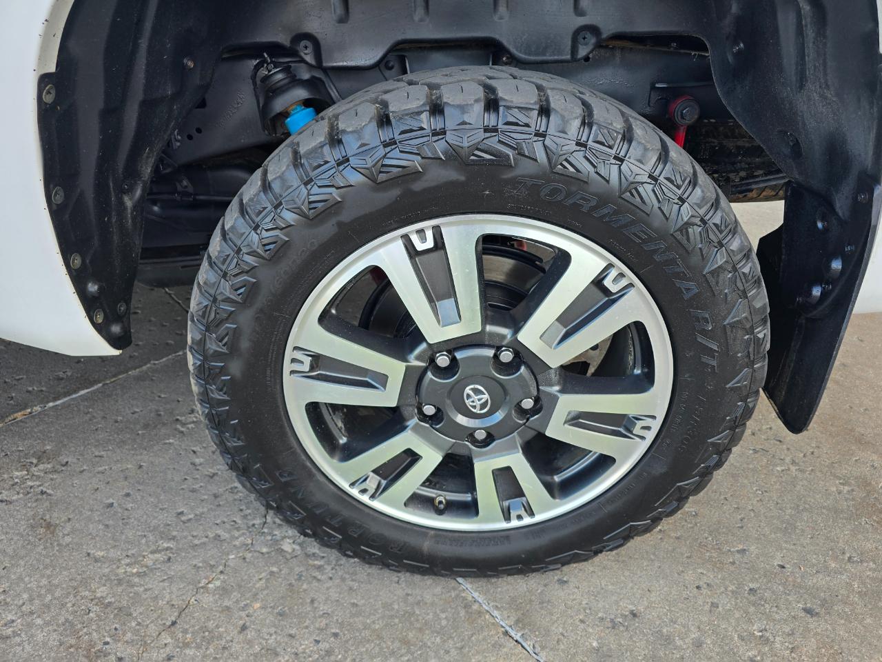 Toyota Tundra 4WD SR5 CrewMax 5.5' Bed 5.7L FFV (Natl) 2019