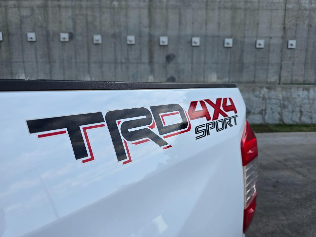 Toyota Tundra 4WD SR5 CrewMax 5.5' Bed 5.7L FFV (Natl) 2019