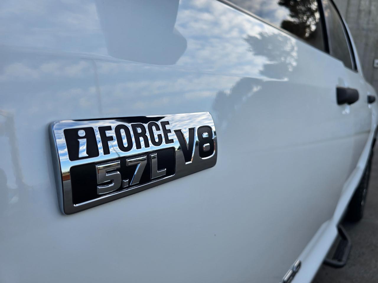 Toyota Tundra 4WD SR5 CrewMax 5.5' Bed 5.7L FFV (Natl) 2019