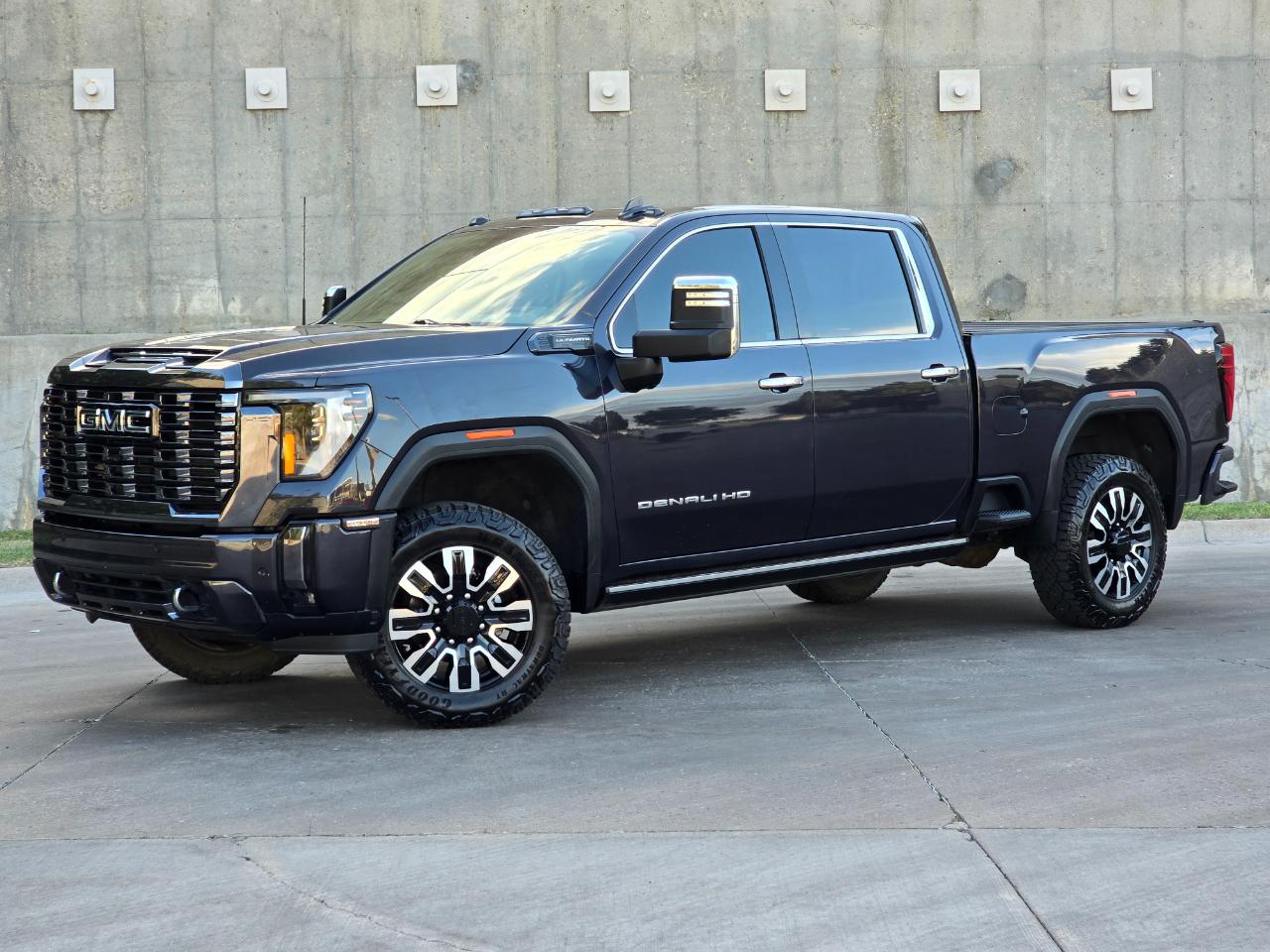 2024 GMC Sierra 2500HD 4WD Crew Cab 159" Denali Ultimate