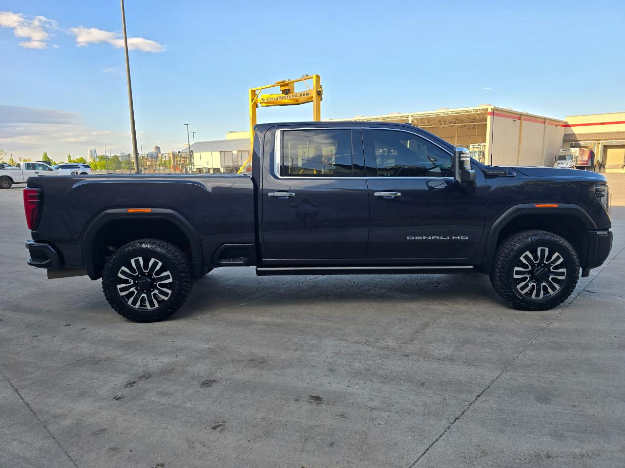 GMC Sierra 2500HD 4WD Crew Cab 159" Denali Ultimate 2024