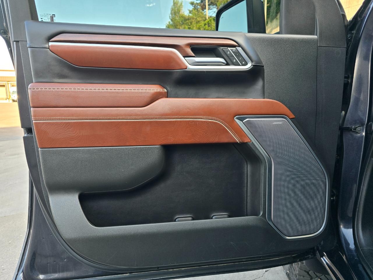 GMC Sierra 2500HD 4WD Crew Cab 159" Denali Ultimate 2024