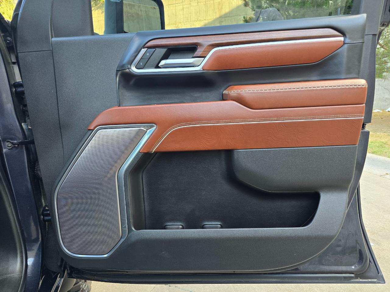 GMC Sierra 2500HD 4WD Crew Cab 159" Denali Ultimate 2024
