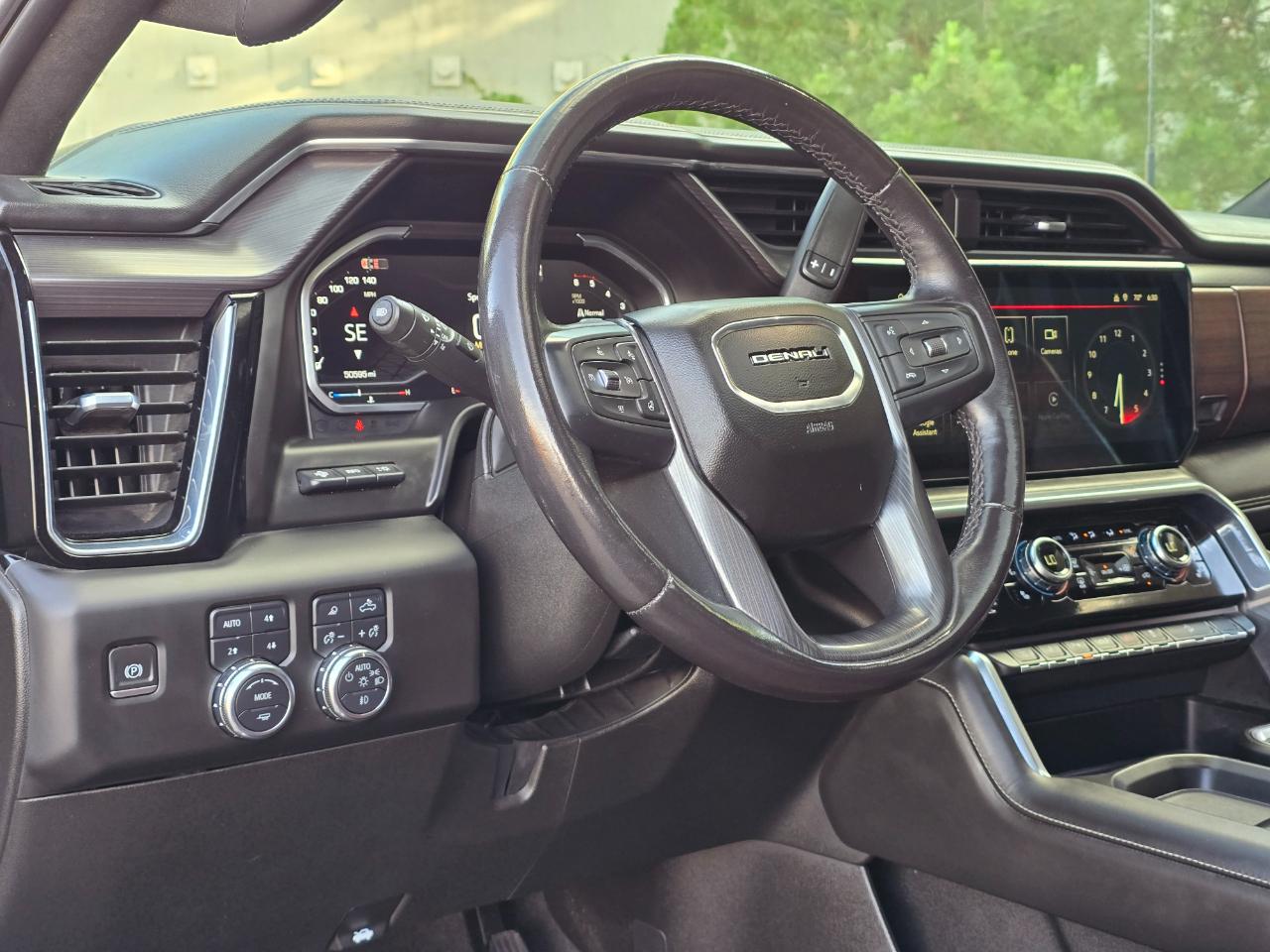 GMC Sierra 2500HD 4WD Crew Cab 159" Denali Ultimate 2024