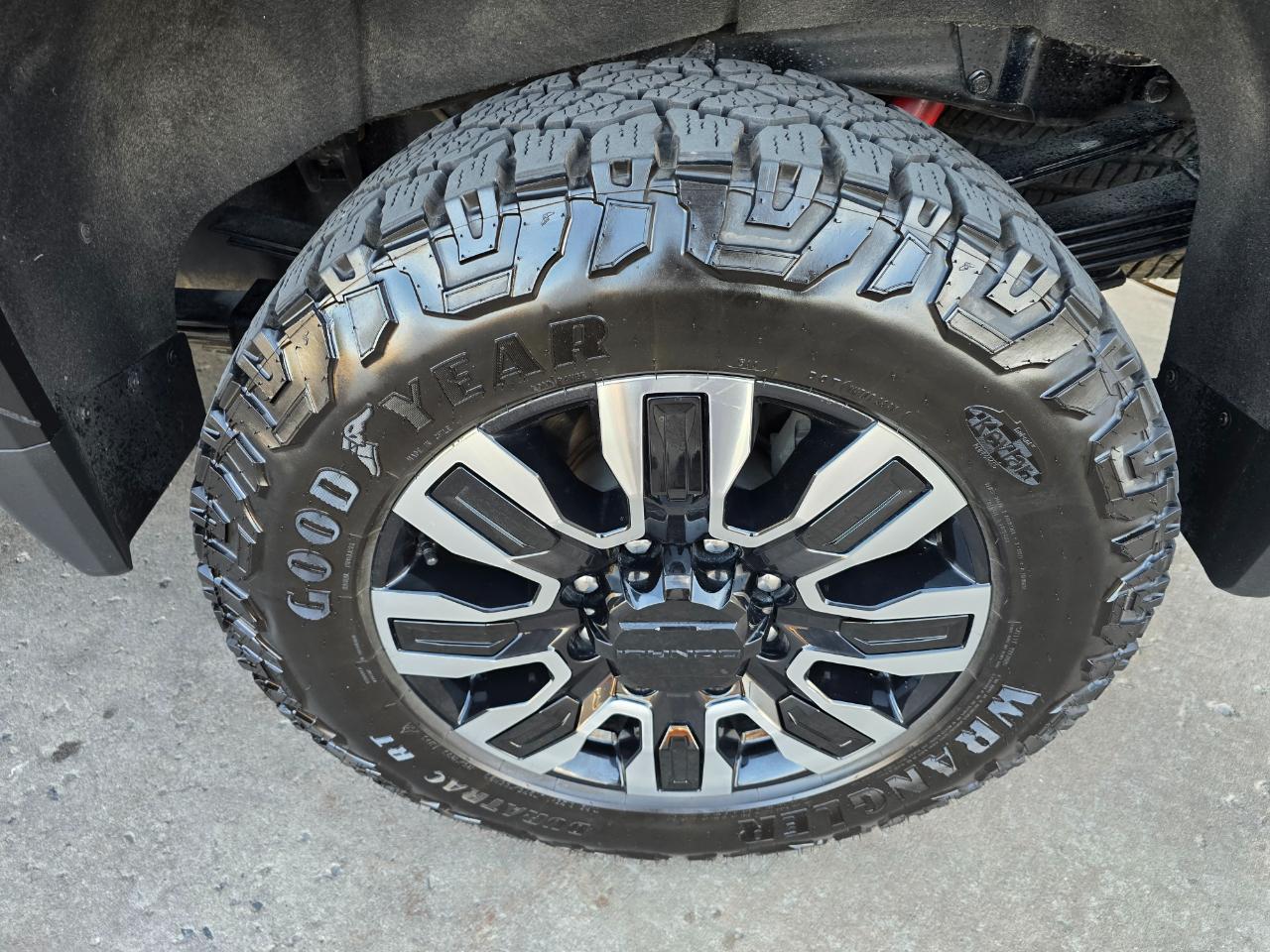 GMC Sierra 2500HD 4WD Crew Cab 159" Denali Ultimate 2024