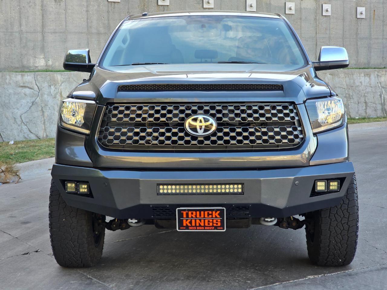 Toyota Tundra 4WD Truck CrewMax 5.7L FFV V8 6-Spd AT LTD (Natl) 2015