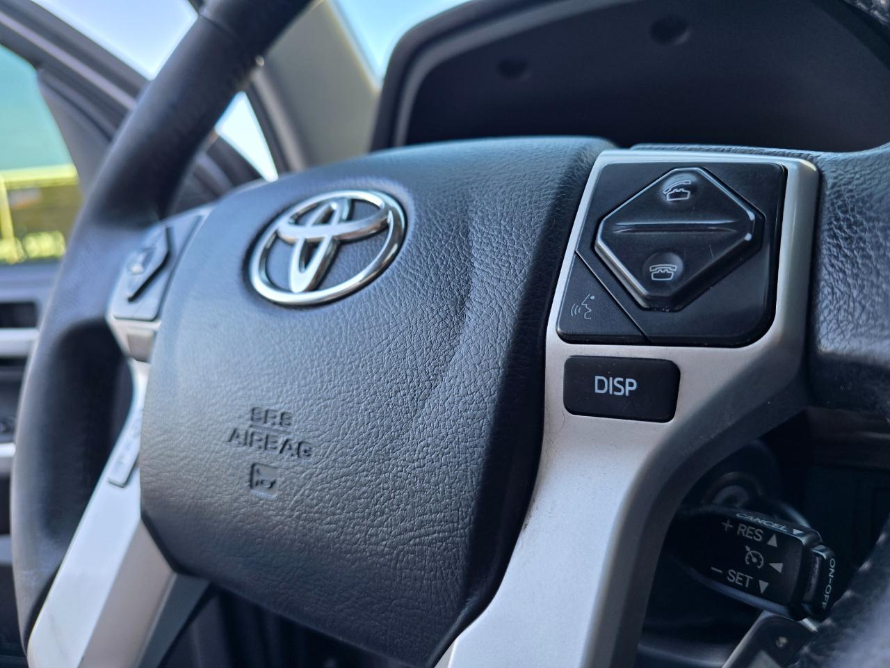 Toyota Tundra 4WD Truck CrewMax 5.7L FFV V8 6-Spd AT LTD (Natl) 2015